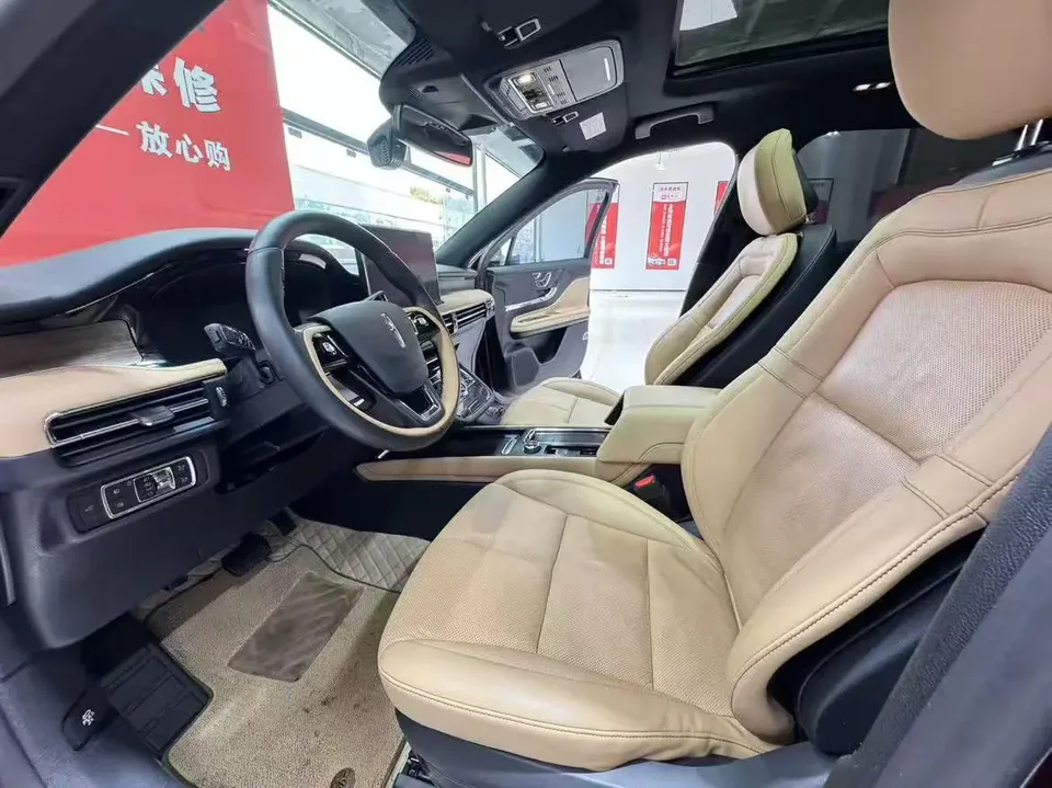 Lincoln Adventurer 2022 Explorer 2.0T 2WD Elegant Edition 2022 — миниатюра 5