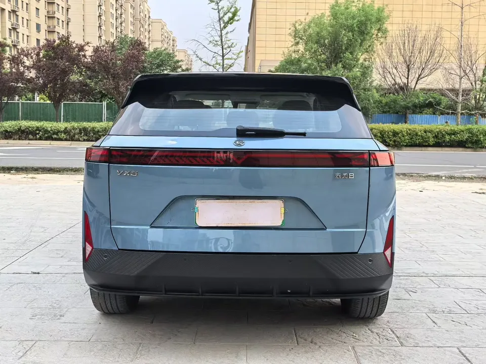Kai Chen Venucia VX6 520 Max 2023 — миниатюра 2