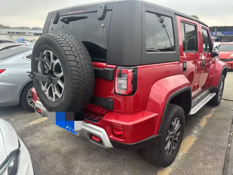 BAIC Beijing Off-road BJ40 2.0T Automatic 4WD Touring Tower Champion Edition 2023 — миниатюра 5
