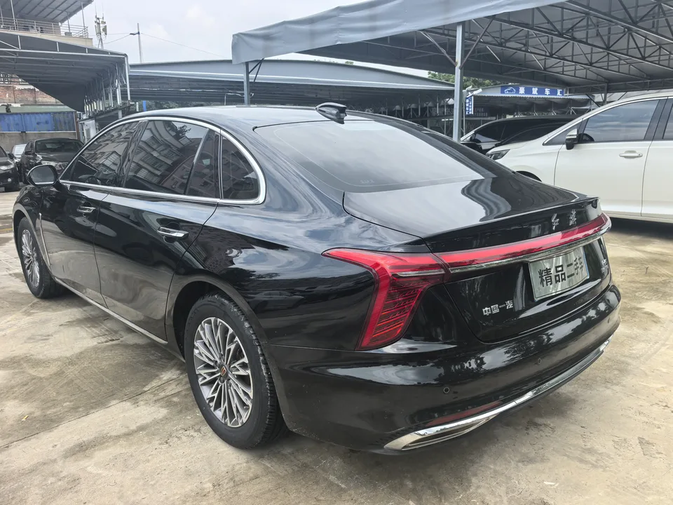 Hongqi H5 Hongqi H5 2024 1.5T DCT Zhilian Qiyun Edition 2024 — миниатюра 4