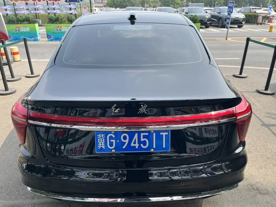 Hongqi H5 Hongqi H5 2023 2.0T Automatic Intelligent Connection Flagship Chang Edition 2022 — миниатюра 2