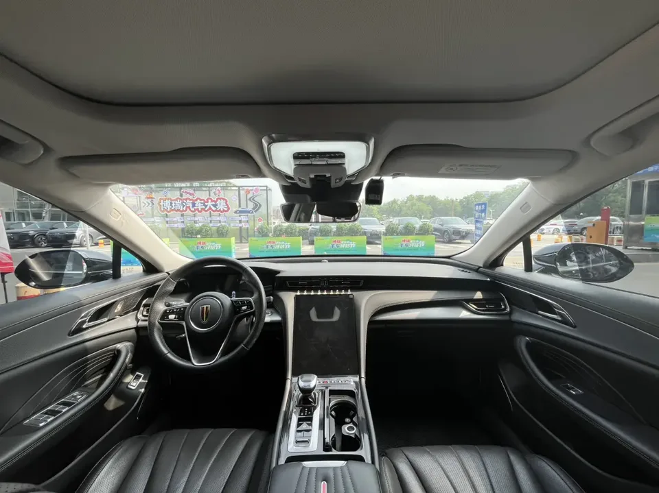 Hongqi H5 Hongqi H5 2023 2.0T Automatic Intelligent Connection Flagship Chang Edition 2022 — миниатюра 3