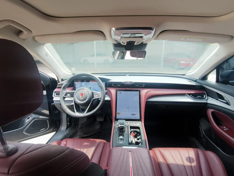 Hongqi H5 Hongqi H5 2025 2.0T Automatic Flagship 500,000 Commemorative Edition 2025 — миниатюра 4