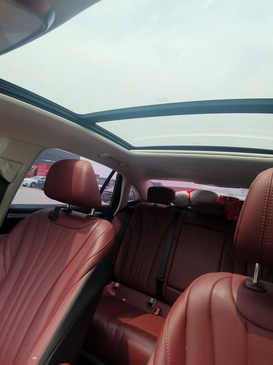 Hongqi H5 Hongqi H5 2025 2.0T Automatic Flagship 500,000 Commemorative Edition 2025 — миниатюра 5