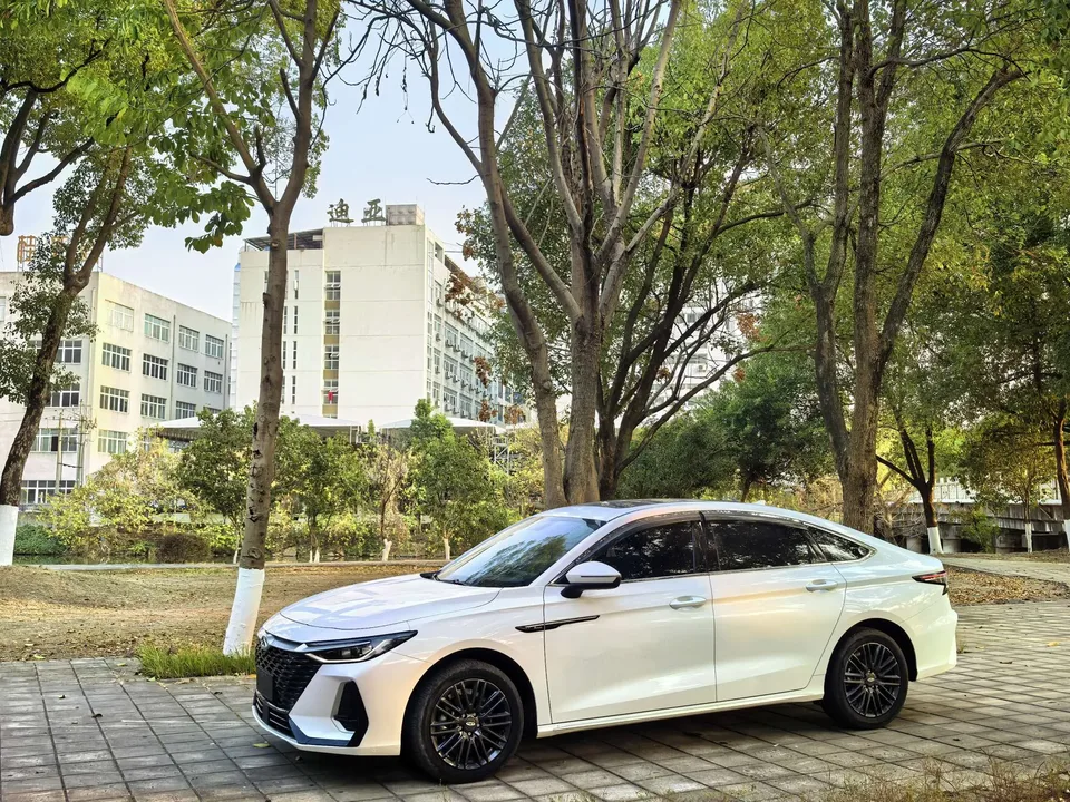 Chery Arrizo 8 2024