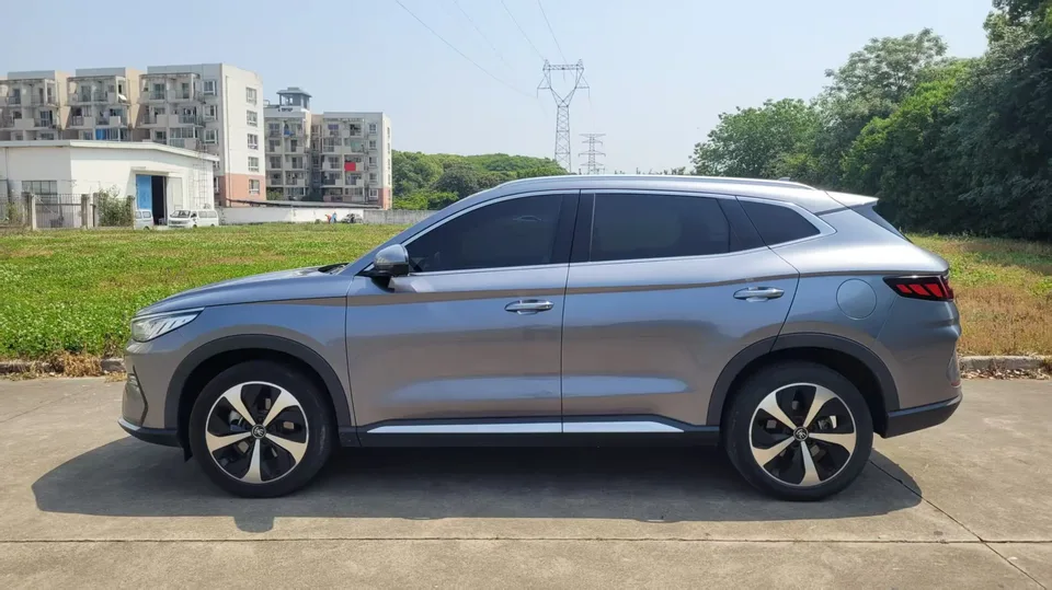 BYD Song PLUS EV flagship model 2022 — миниатюра 4