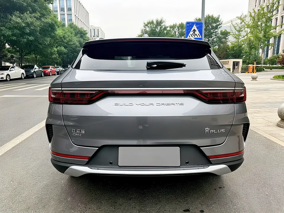 BYD Song PLUS DM DM-i 110KM 2WD Flagship PLUS 2022 — миниатюра 2