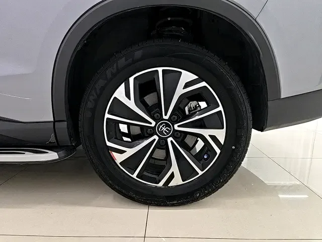 BYD Song Pro DM Song Pro DM 2025 Second Generation DM-i 75KM Leading Model 2025 — thumbnail 3