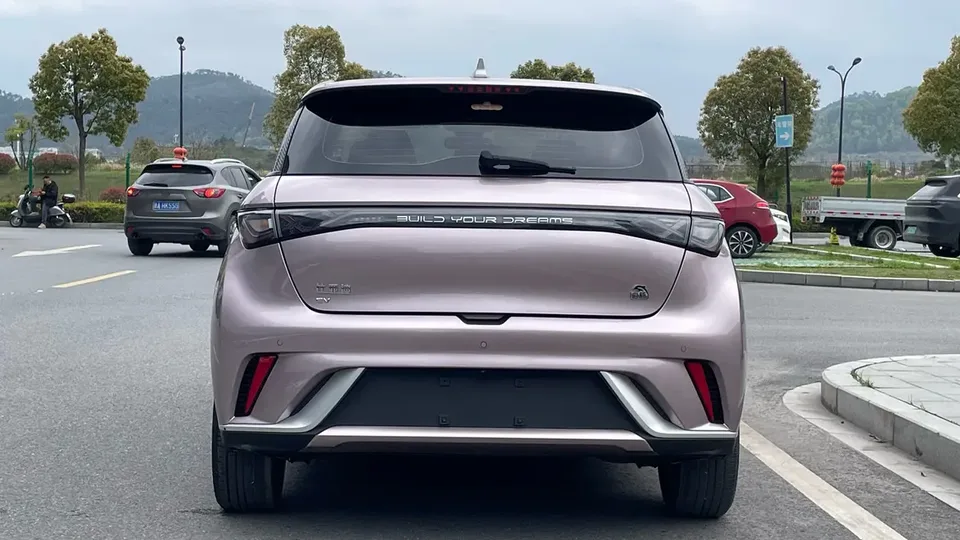 BYD Dolphin Dolphin 2023 Dolphin 2023 Fashion Edition 2023 — thumbnail 2