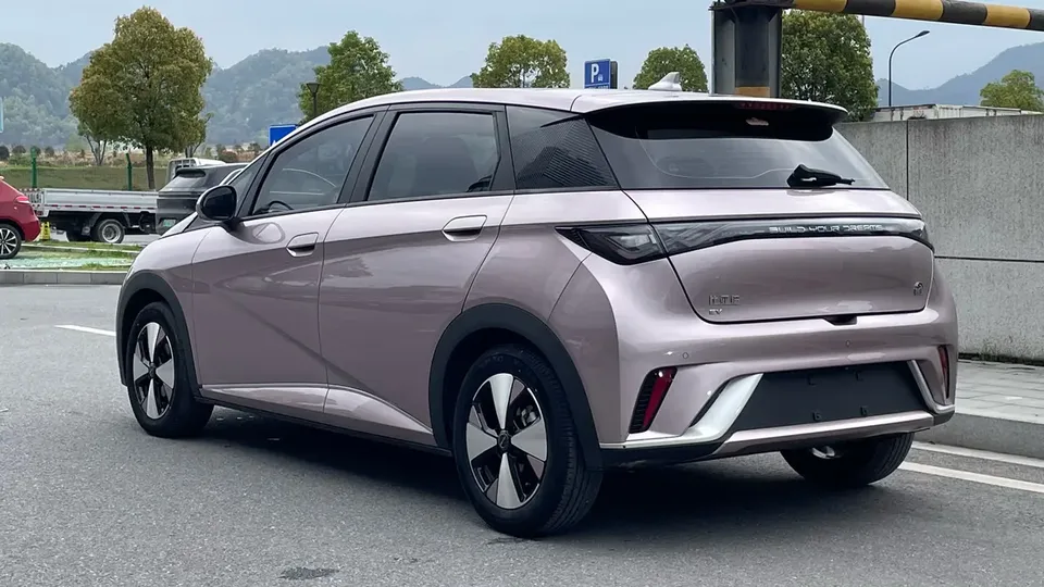 BYD Dolphin Dolphin 2023 Dolphin 2023 Fashion Edition 2023 — thumbnail 4