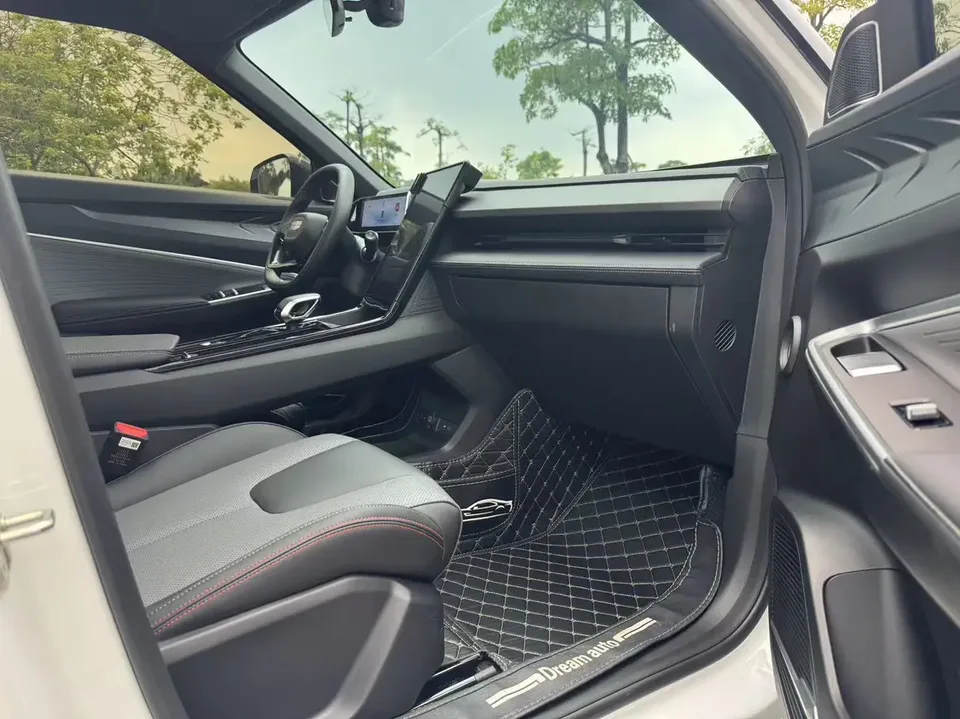 Geely Atlas Boyue Boyue COOL 1.5T Smart Link + 2024 — миниатюра 4