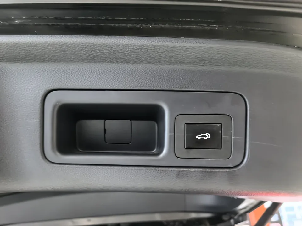 GAC Trumpchi M8 Trumpchi M8 2021 Lingxiu Series 390T Premium Edition 2022 — миниатюра 4
