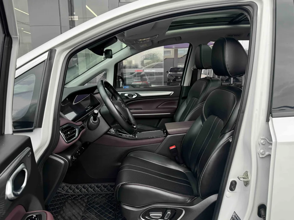 GAC Trumpchi M6 Trumpchi M6 2023 PRO 270T WDCT Premium Edition 2023 — миниатюра 5