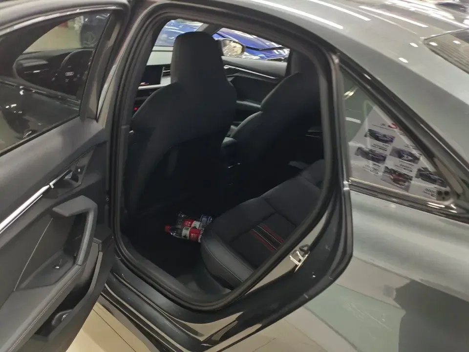 Audi A3 A3L Limousine 35 TFSI Fashion Sports 2022 — миниатюра 3