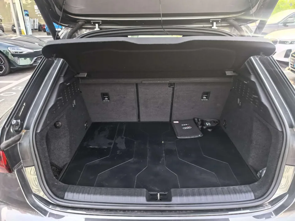 Audi A3 A3 2024 Audi A3 2024 Sportback 35 TFSI luxury sports model 2024 — thumbnail 5