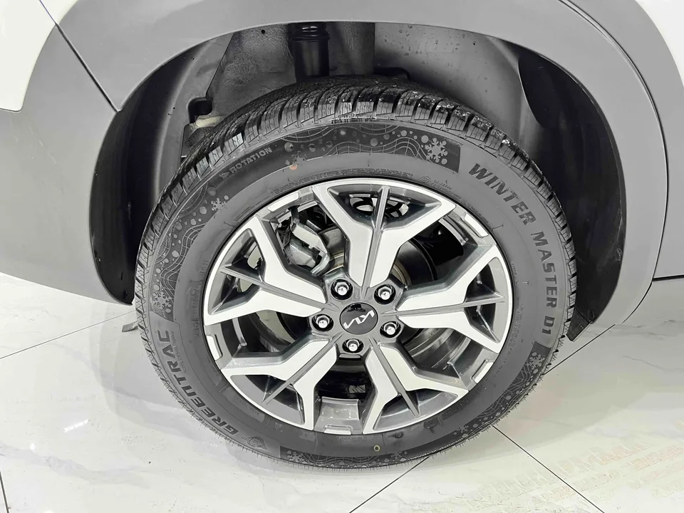 Kia Run proudly AOPAO 1.5L CVT Trend Edition 2023 — миниатюра 3