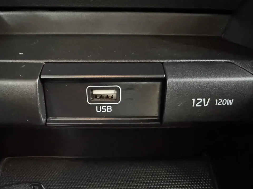 Kia KX1 Yipao 2021 1.4L CVT Fun Sunroof Model 2022 — thumbnail 3
