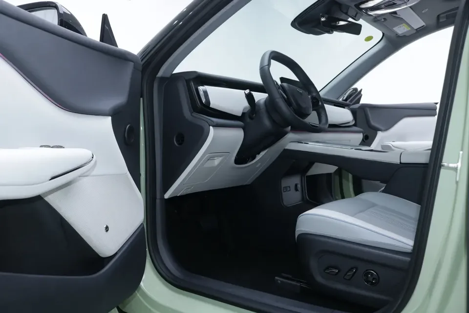 Voyah Courage Long-range Smart Edition 2025 — миниатюра 3