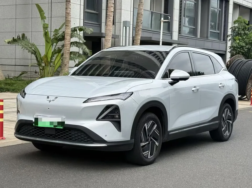 Wuling Starlight S EV 2024