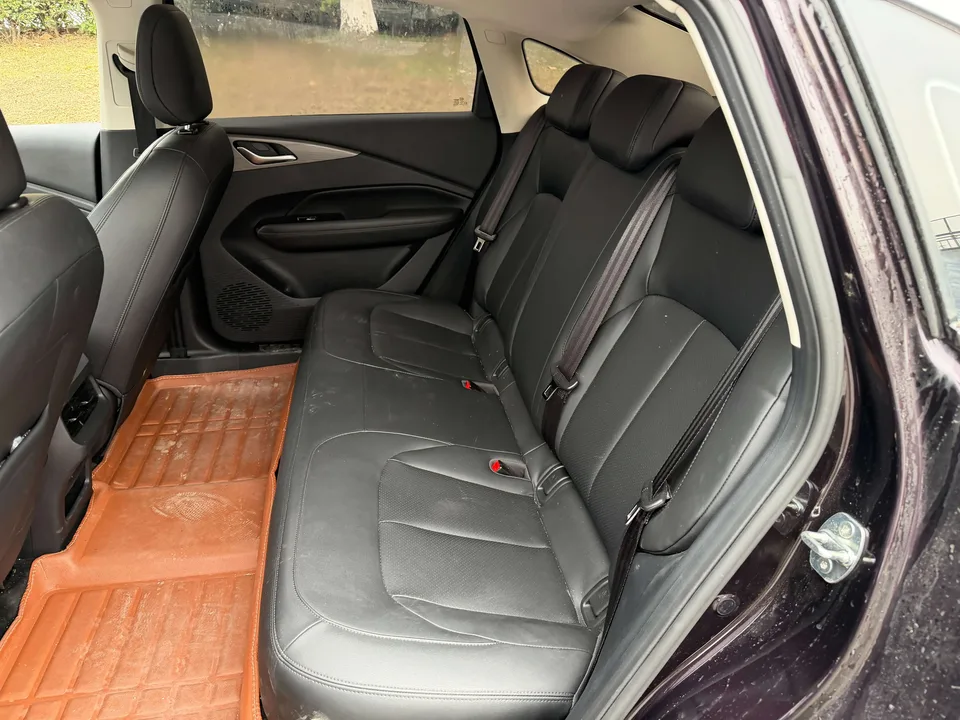Wuling Starlight PHEV 150 Advanced Edition 2024 — миниатюра 4