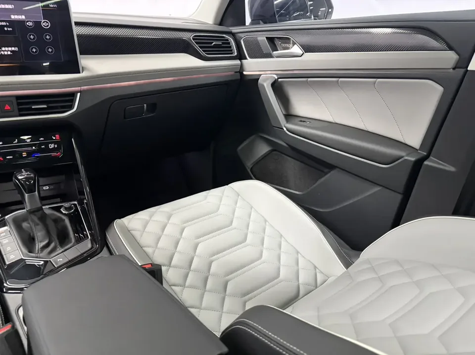 Volkswagen Tayron Tanyue 2023 280TSI 2WD Luxury Plus Advanced Edition 2022 — миниатюра 4