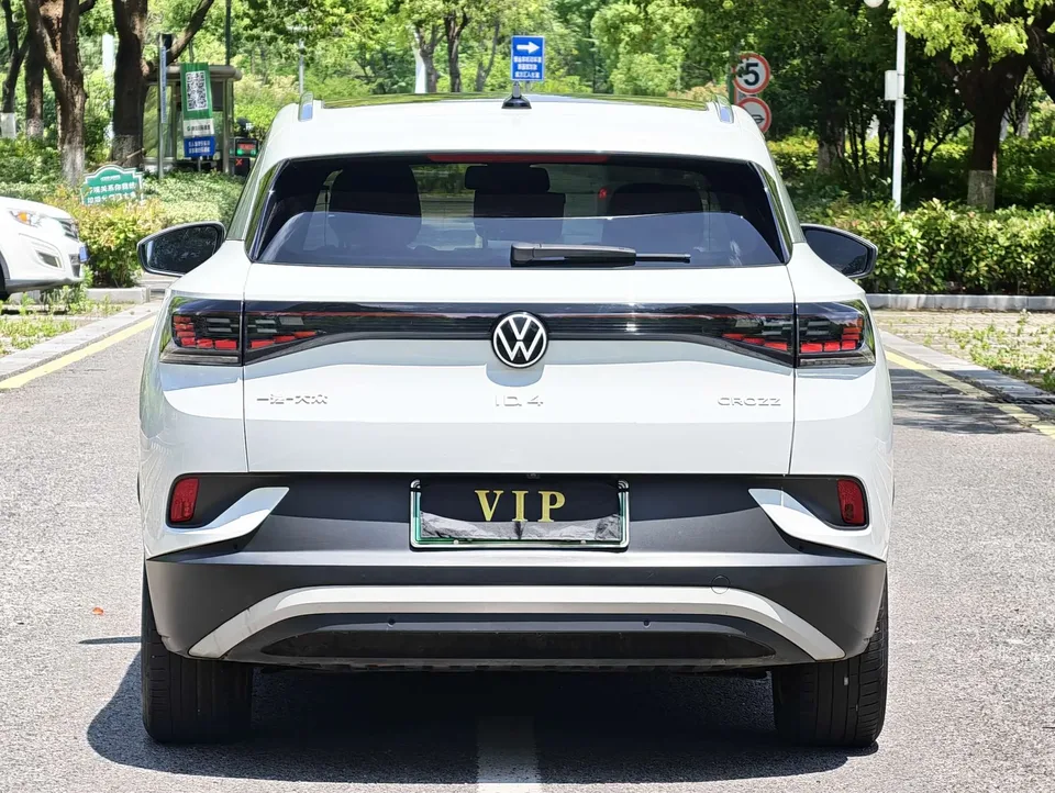 Volkswagen ID.4 Crozz ID.4 CROZZ 2024 ID. Pure Enjoyment Limited Edition 2024 — миниатюра 2