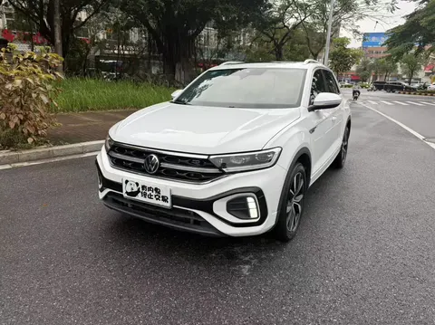 Volkswagen T-Roc 2023 купить в Москве