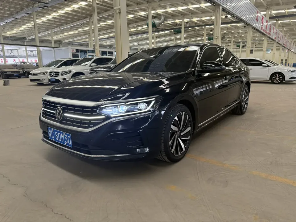 Volkswagen Passat 2022