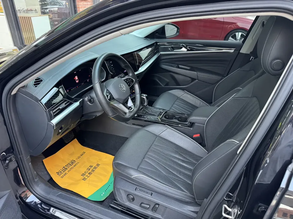 Volkswagen Passat Passat 2022 330TSI Deluxe Edition 2022 — миниатюра 5