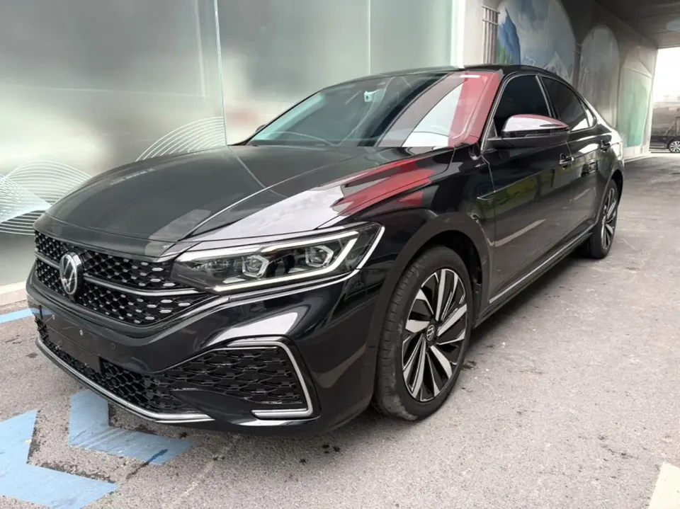 Volkswagen Passat 2022