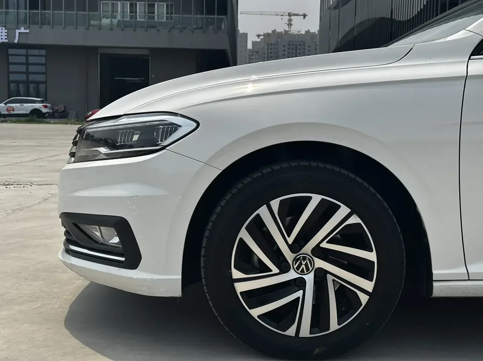 Volkswagen Lavida Lavida 2022 280TSI DSG Comfort Edition 2022 — миниатюра 3