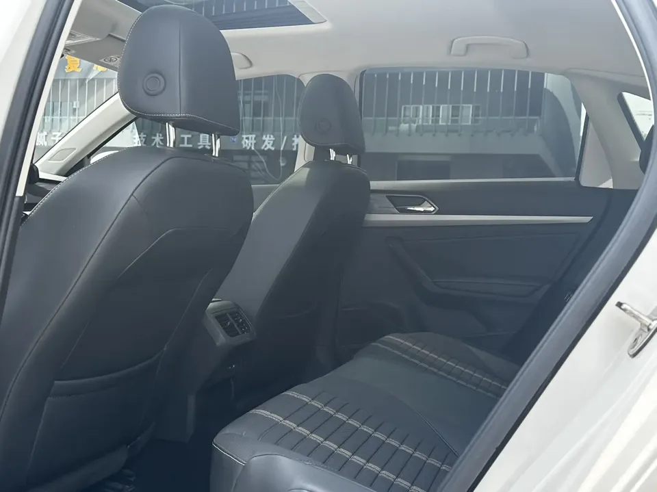 Volkswagen Lavida Lavida 2022 280TSI DSG Comfort Edition 2022 — миниатюра 5