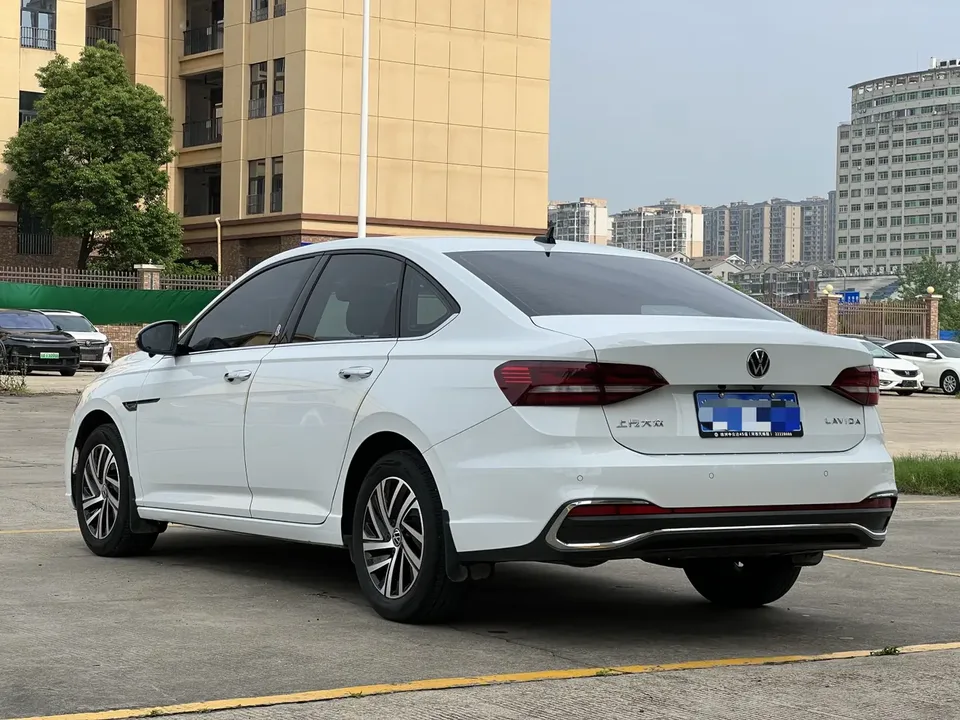 Volkswagen Lavida Lavida 2023 Lavida 2023 1.5L Automatic 5 Million Edition 2023 — thumbnail 5