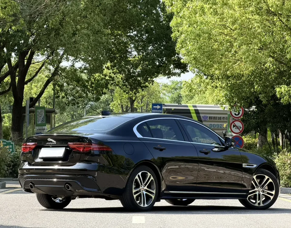 Jaguar XEL 2.0T 250PS R-DYNAMIC S aggressive sports version 2023 — миниатюра 5