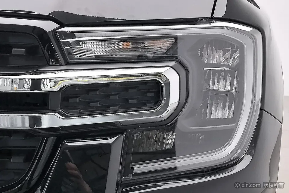 Ford Ranger 2.3T gasoline exploration-four-wheel drive automatic version 2024 — миниатюра 2