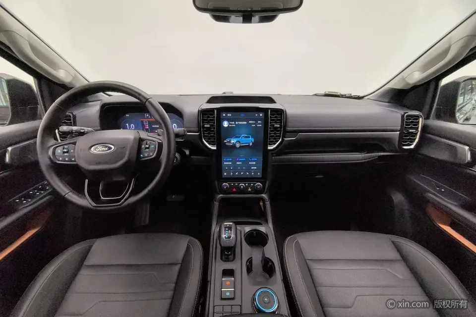 Ford Ranger 2.3T gasoline exploration-four-wheel drive automatic version 2024 — миниатюра 3