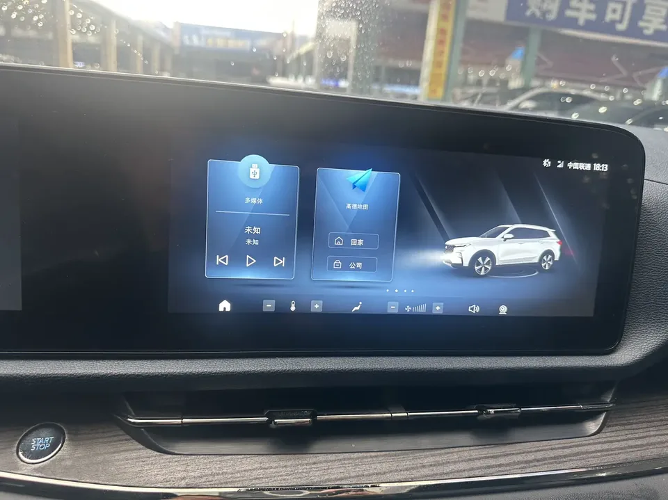 Ford Equator Sport EcoBoost 170 Premium Edition 2022 — миниатюра 4