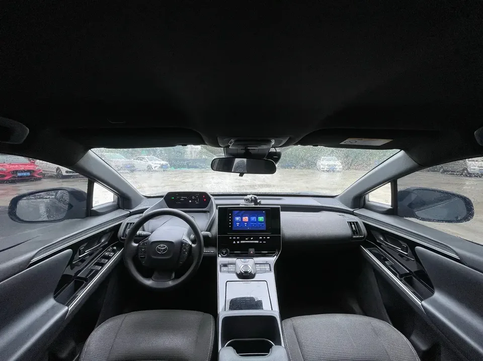 Toyota GAC bZ4X Elite 2023 — миниатюра 3