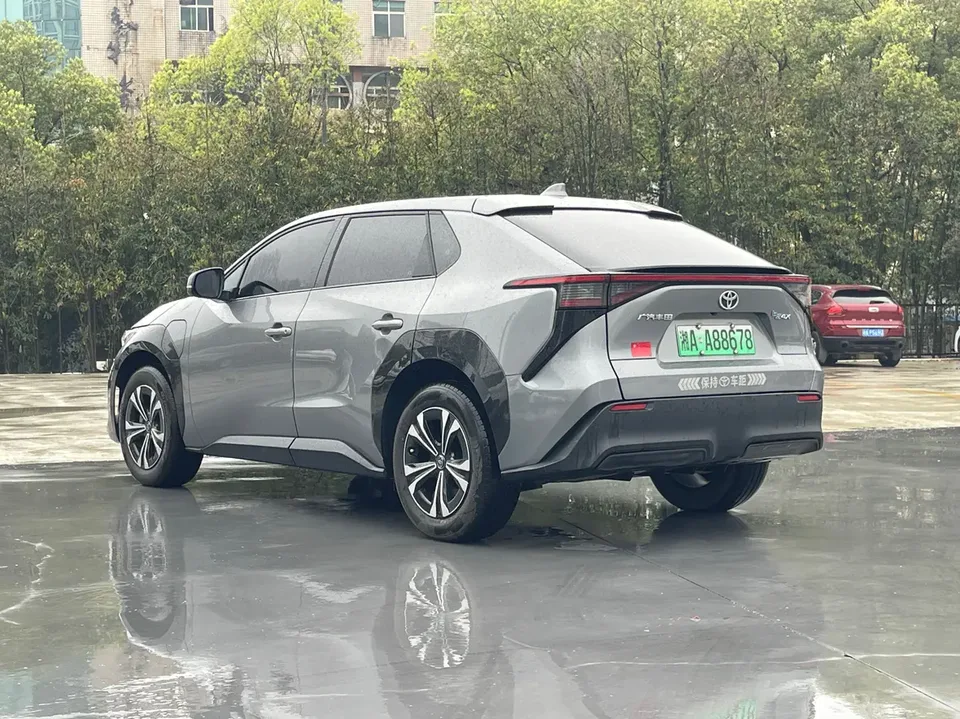 Toyota GAC bZ4X Elite 2023 — миниатюра 4