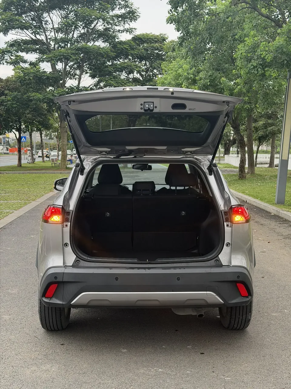 Toyota CorollaCross 2.0L Pioneer Edition 2022 — миниатюра 3