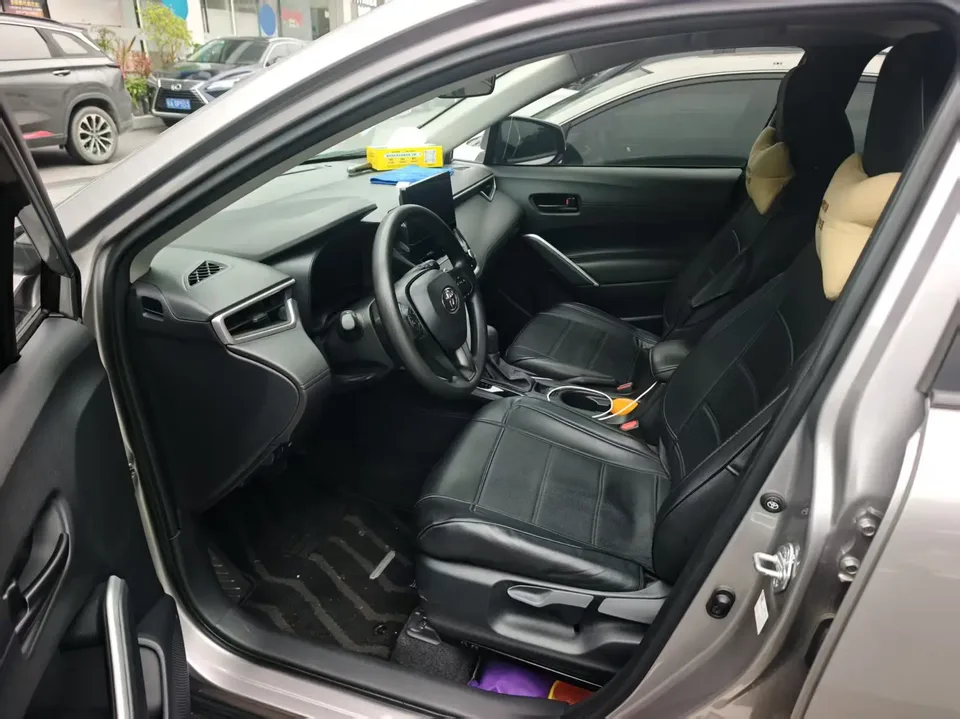 Toyota CorollaCross 2.0L Intelligent Electric Hybrid Dual Engine Elite Edition 2024 — миниатюра 5