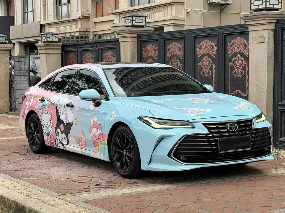 Toyota Avalon 2.0L Deluxe Edition 2023 — миниатюра 3