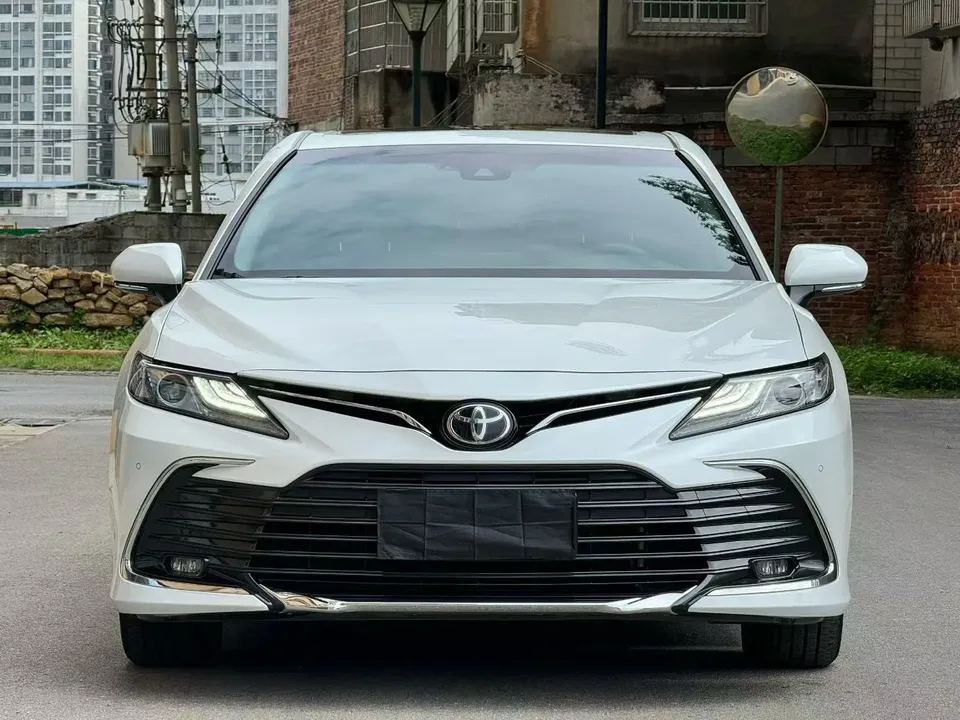 Toyota Camry 2023