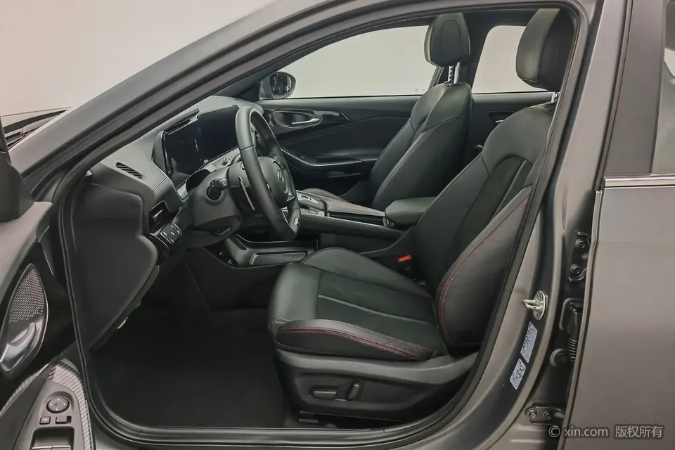Hyundai Lafesta Festa 2023 270TGDi DCT N Line DLX Deluxe Edition 2023 — миниатюра 4