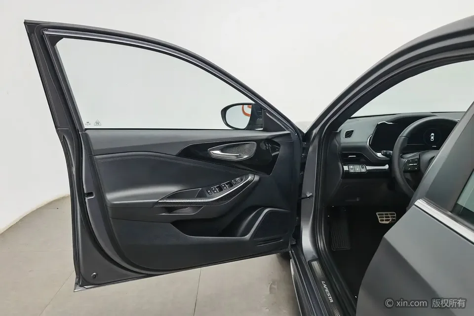 Hyundai Lafesta Festa 2023 270TGDi DCT N Line DLX Deluxe Edition 2023 — миниатюра 5