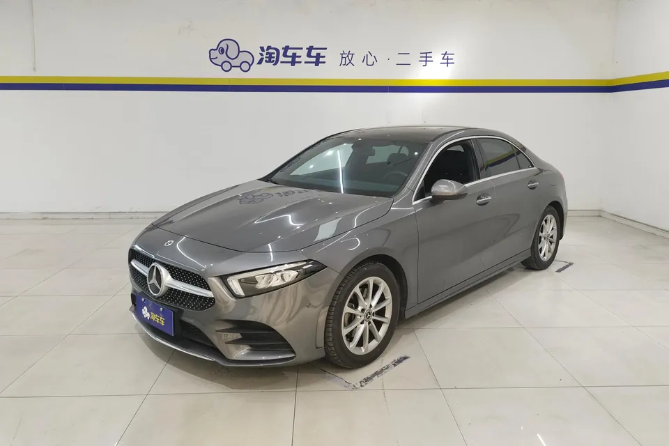 Mercedes-Benz Mercedes Benz A Class 2022