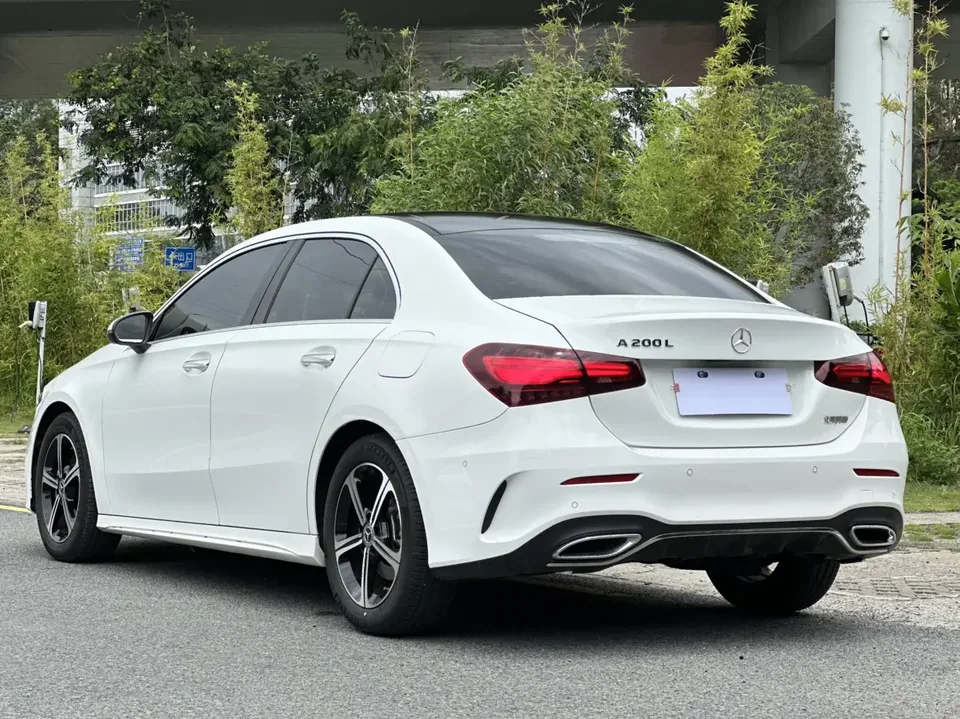 Mercedes-Benz Mercedes Benz A Class Mercedes-Benz A-Class 2023 A 200 L Sports Sedan Fashion Edition 2024 — миниатюра 2
