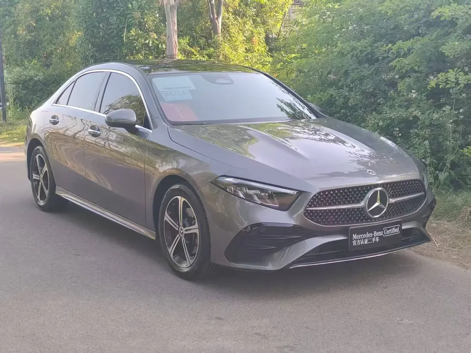Mercedes-Benz Mercedes Benz A Class Mercedes-Benz A-Class 2024 A 200 L Fashion Edition 2024 — миниатюра 3