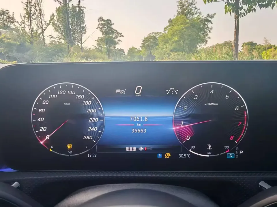 Mercedes-Benz Mercedes Benz A Class Mercedes-Benz A-Class 2024 A 200 L Fashion Edition 2024 — миниатюра 4