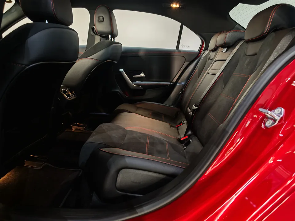 Mercedes-Benz Mercedes Benz A Class Mercedes-Benz A-Class 2024 A 200 L Fashion Edition 2023 — миниатюра 4